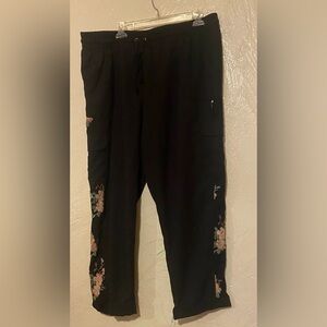 Knox Rose Capris